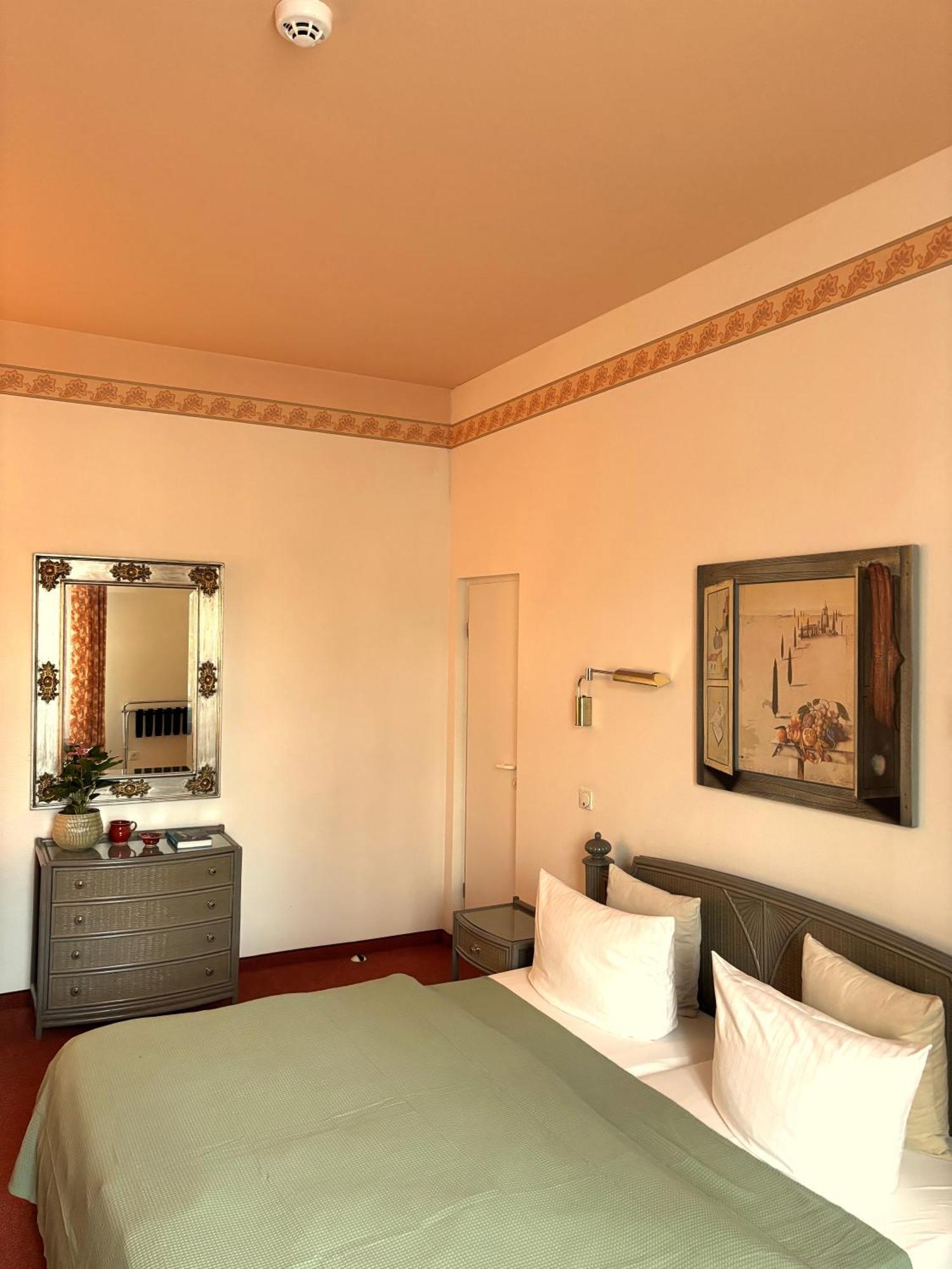 Hotel Villa Hentzel Weimar  Bagian luar foto