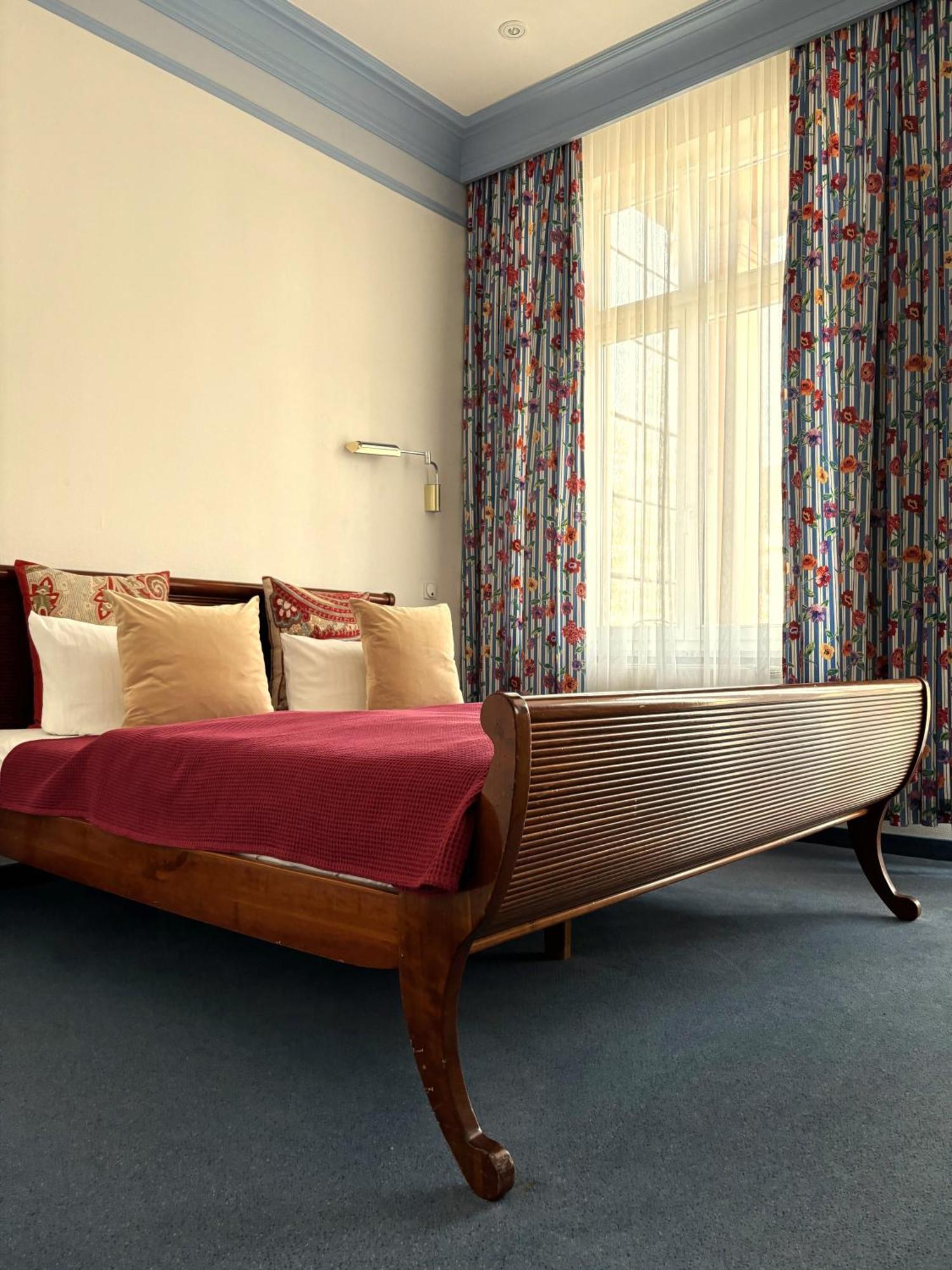 Hotel Villa Hentzel Weimar  Bagian luar foto